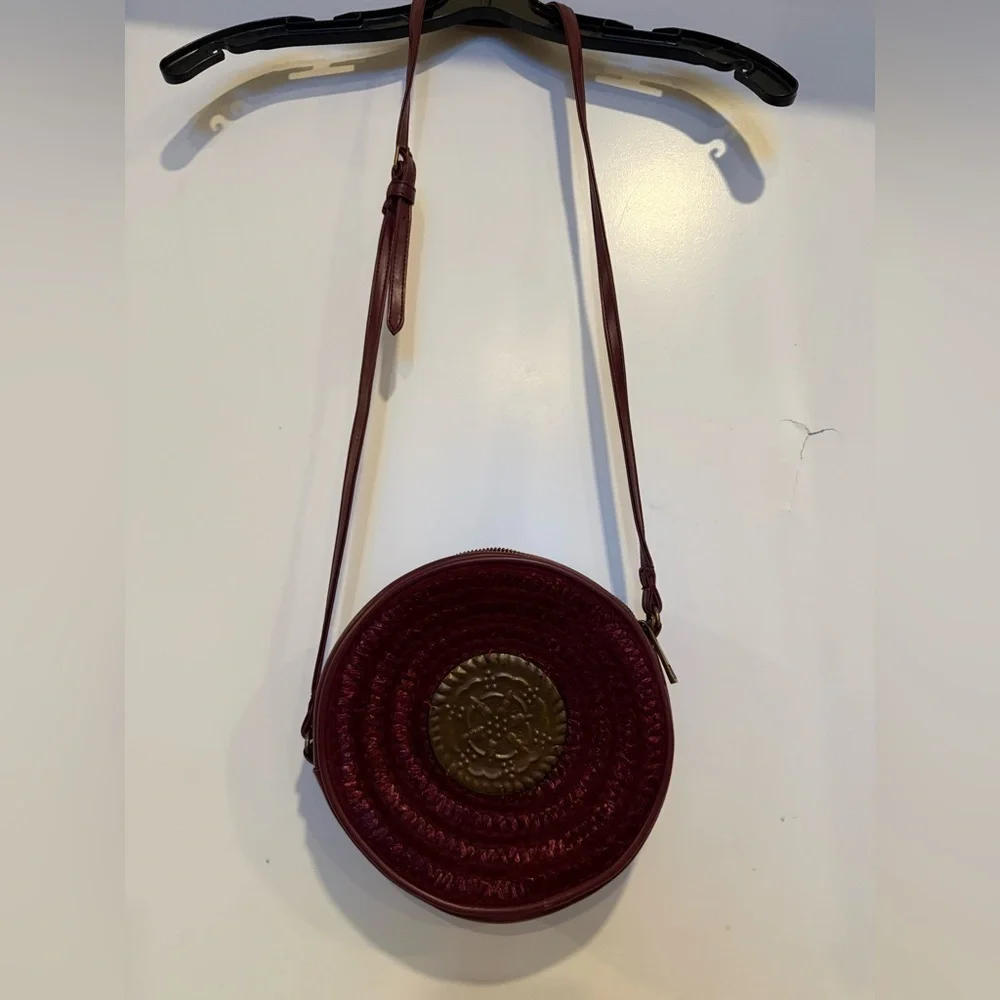 FREE PEOPE Tambourine Roundy Bag Crossbody Full Zip Boho Festival Woven